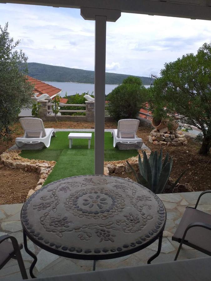Anatoli Villa Стени-Вала Экстерьер фото