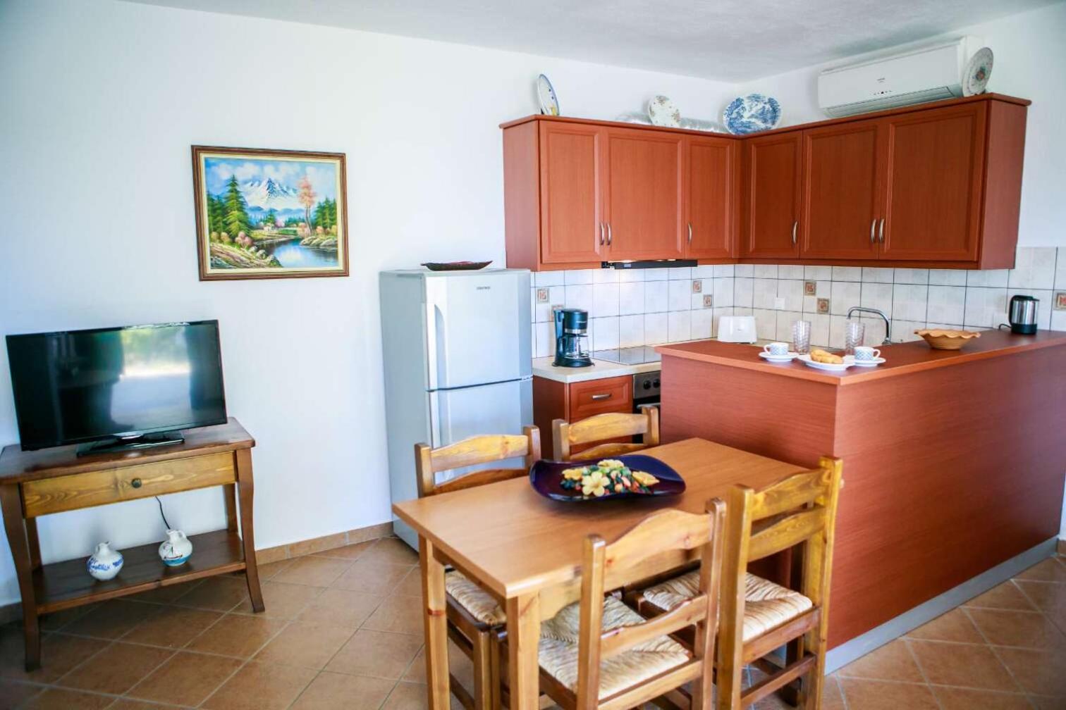 Anatoli Villa Стени-Вала Номер фото