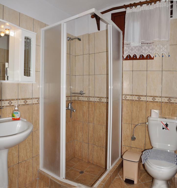 Anatoli Villa Стени-Вала Номер фото