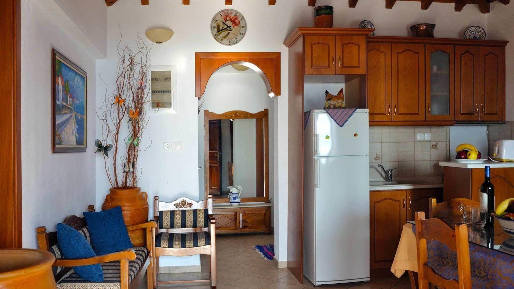 Anatoli Villa Стени-Вала Экстерьер фото